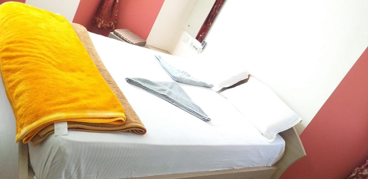 Mango Tree Homestay Хампи Стая снимка