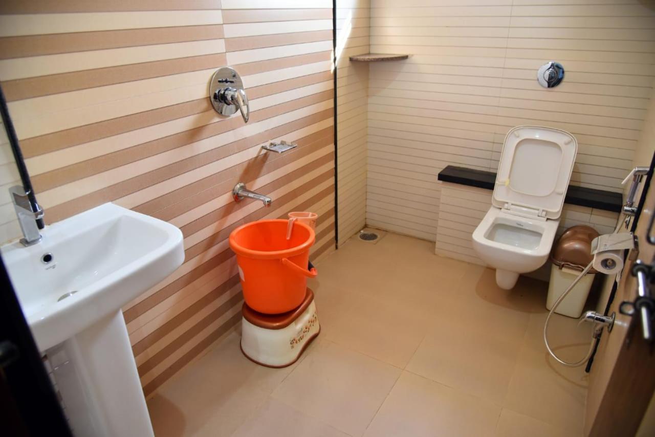 Mango Tree Homestay Хампи Екстериор снимка