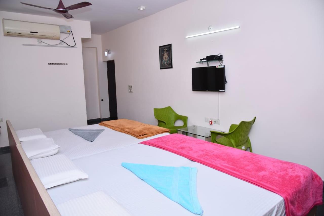 Mango Tree Homestay Хампи Екстериор снимка